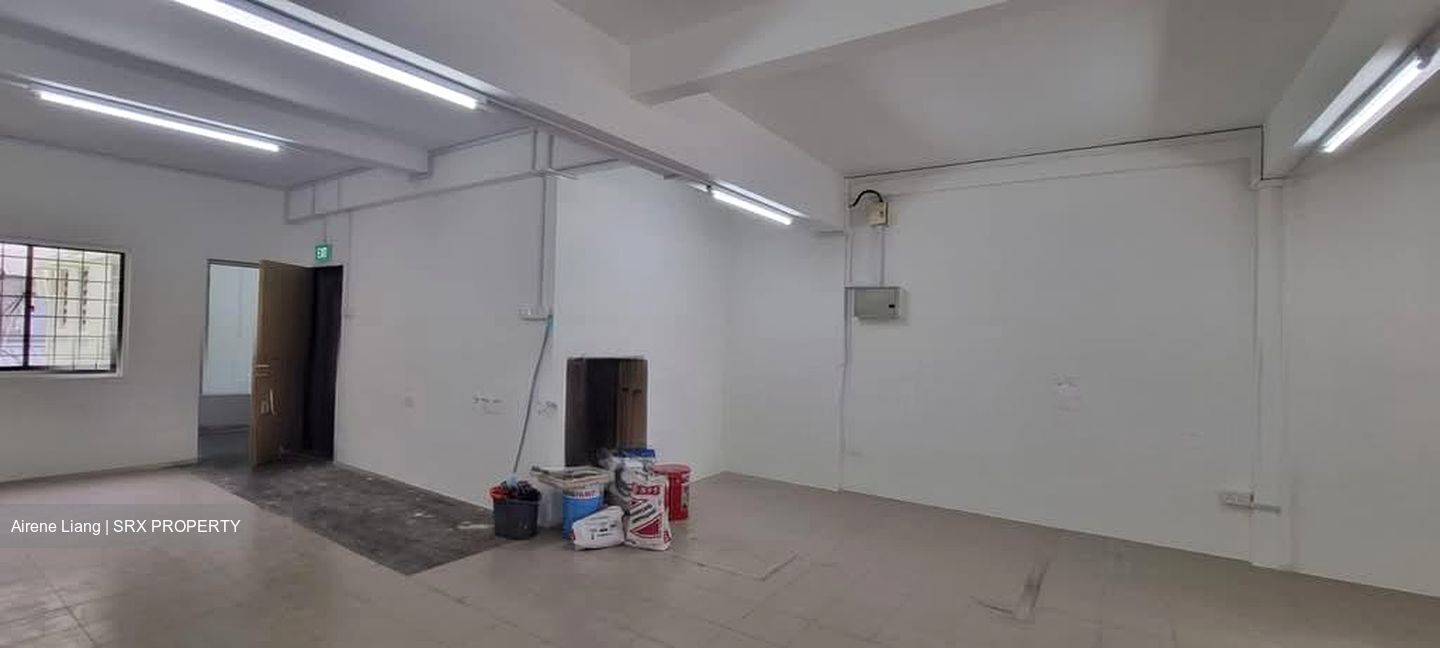 Macpherson Road (D13), Office #591317631